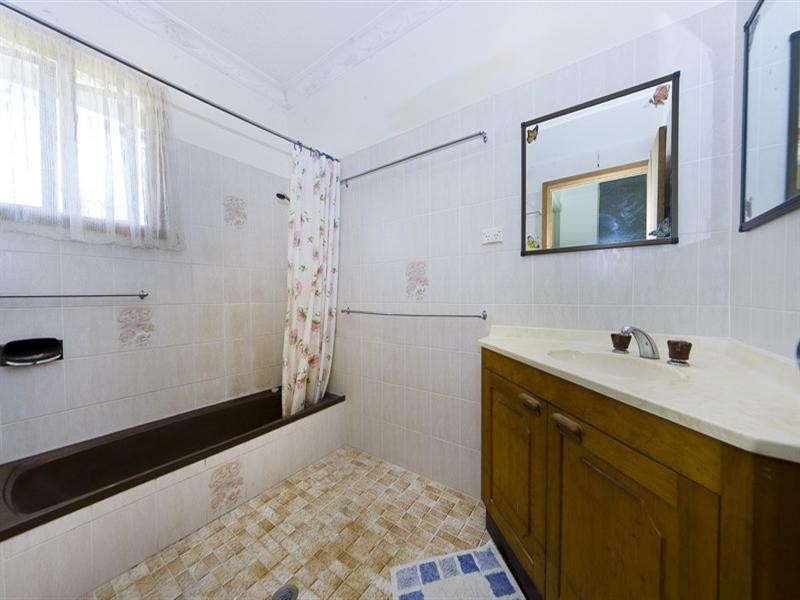 9 Simmonds Street, Gordonvale QLD 4865