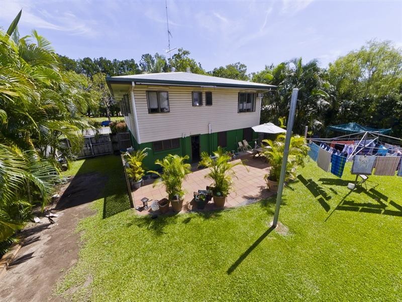 9 Simmonds Street, Gordonvale QLD 4865
