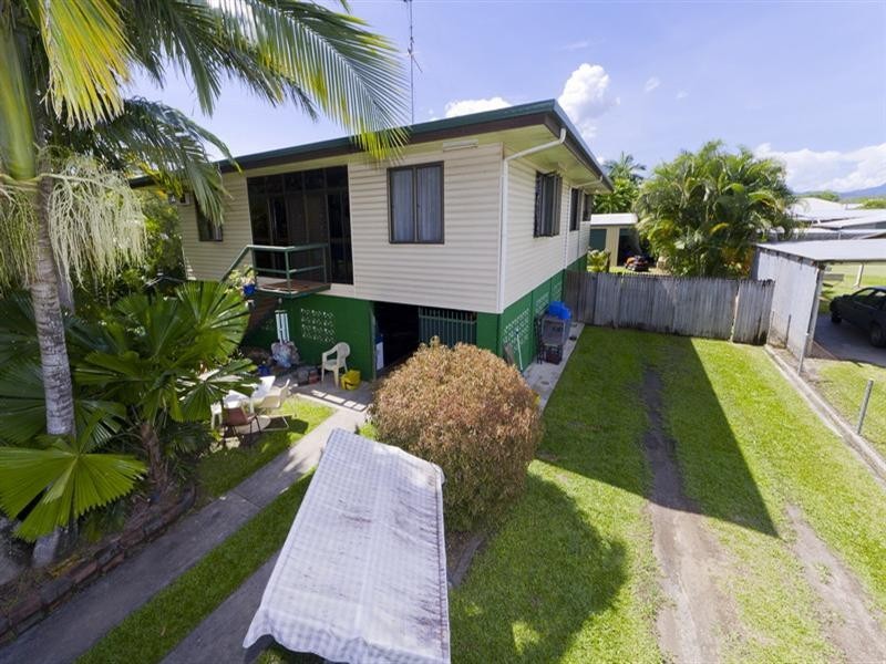 9 Simmonds Street, Gordonvale QLD 4865