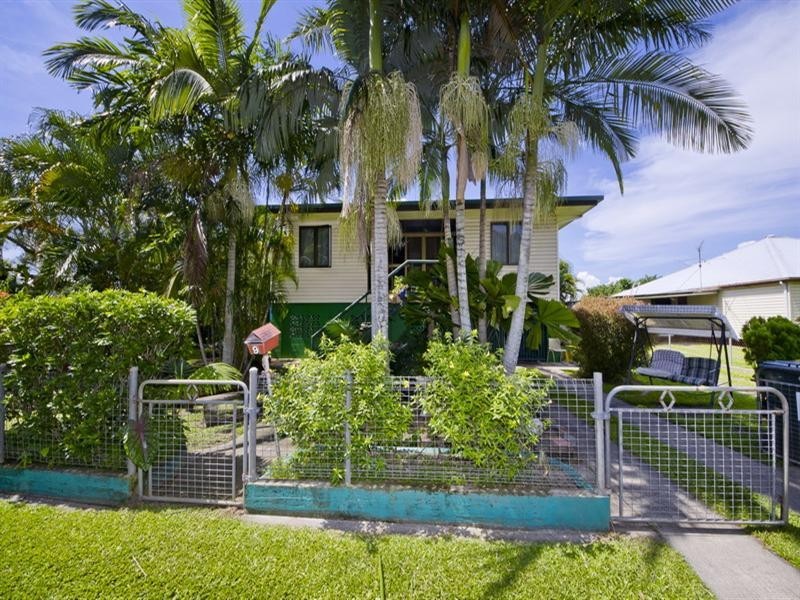 9 Simmonds Street, Gordonvale QLD 4865
