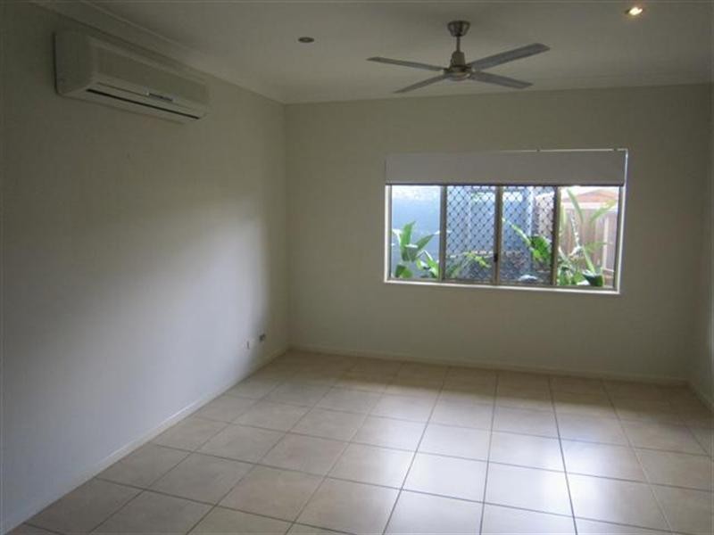 18 Cliffdale Street, Bentley Park QLD 4869