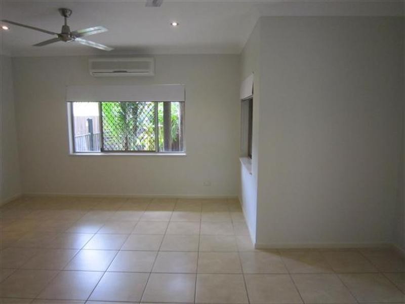 18 Cliffdale Street, Bentley Park QLD 4869