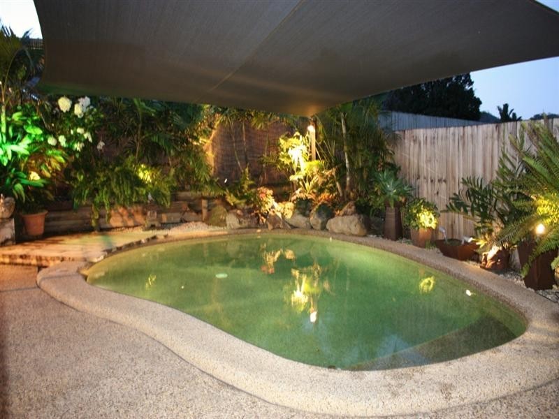 9 Laidley Close, Bentley Park QLD 4869