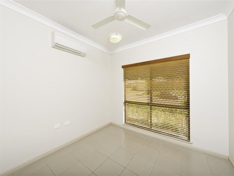 Bentley Park QLD 4869