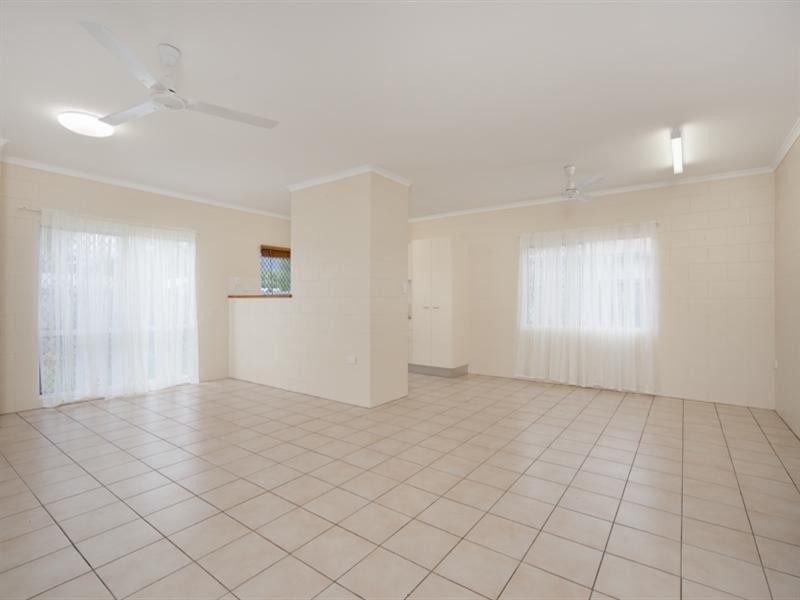 Bentley Park QLD 4869