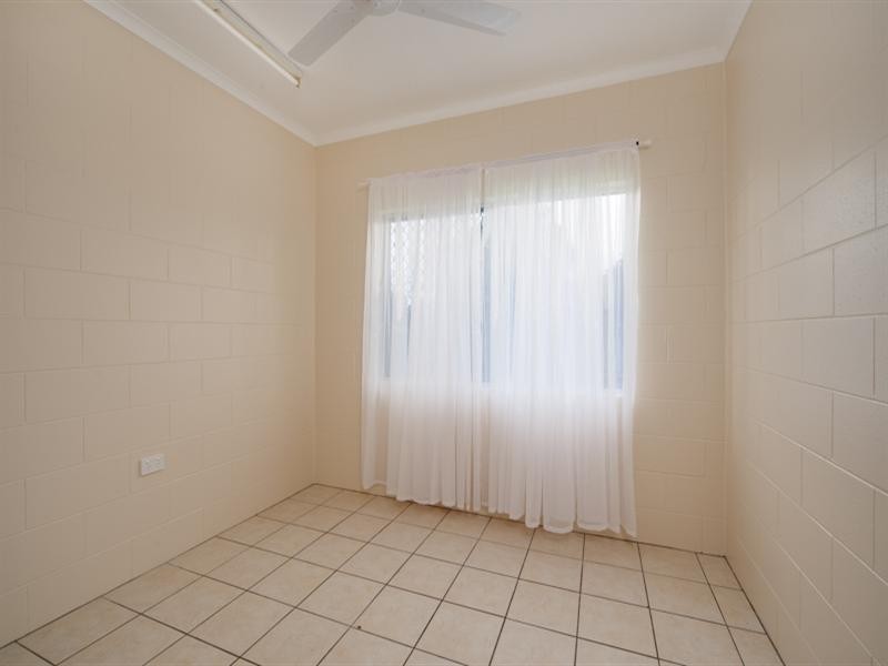 Bentley Park QLD 4869