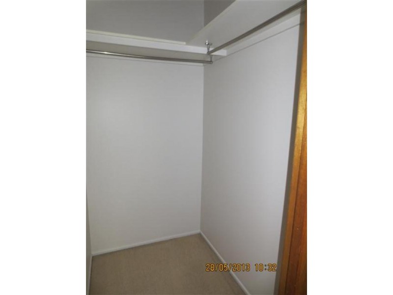 Bentley Park QLD 4869