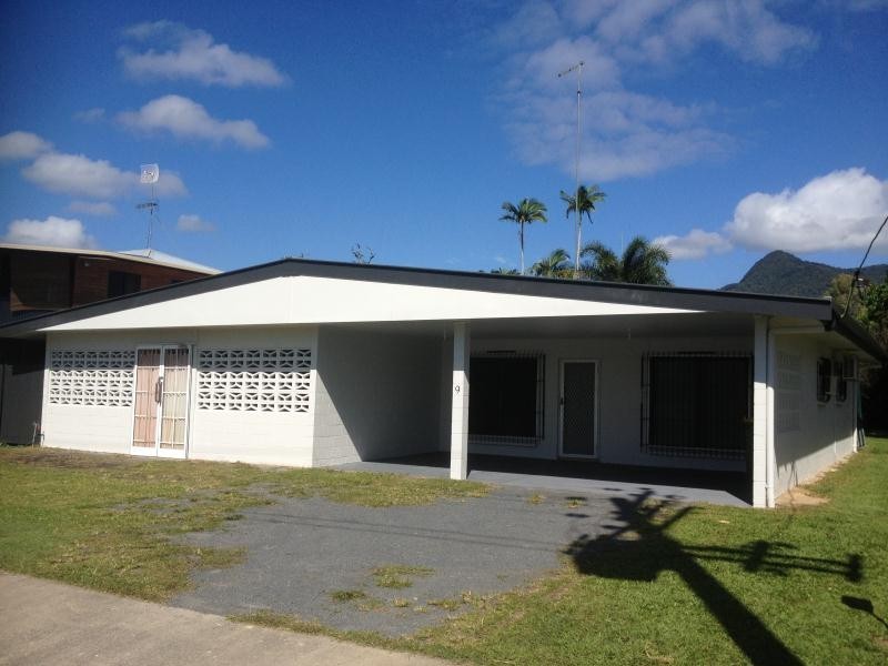 9 Mann Street, Edmonton QLD 4869