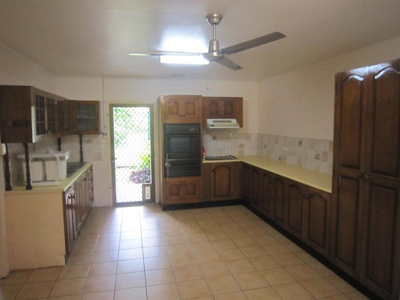 9 Mann Street, Edmonton QLD 4869