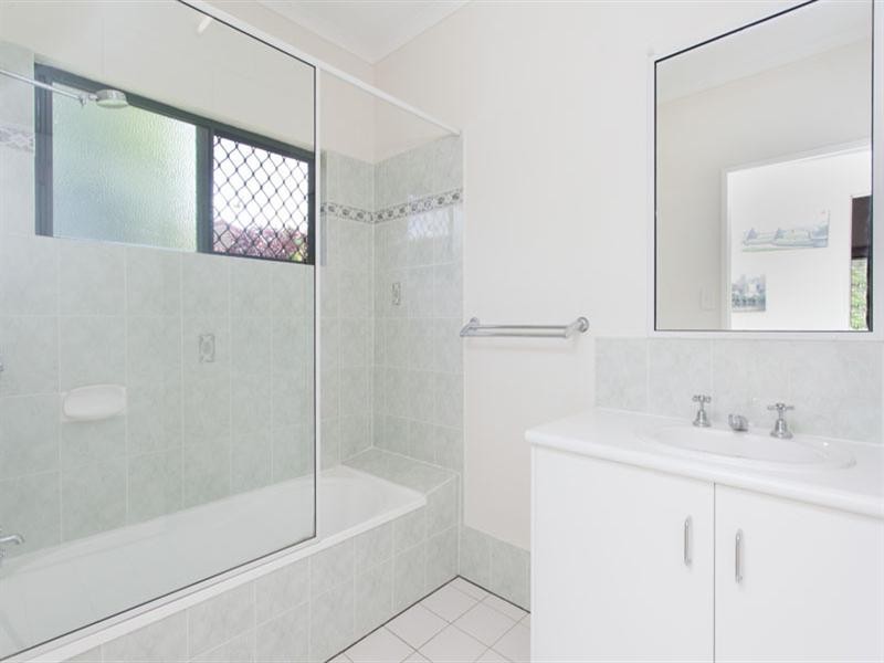 25 De Vecchi Close, Edmonton QLD 4869