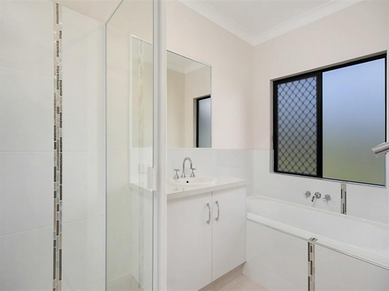 21 Devine Crescent, Gordonvale QLD 4865