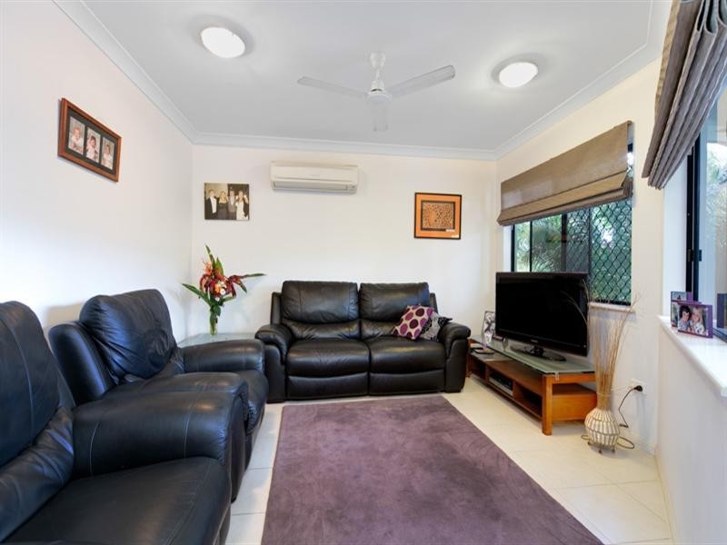 16 Altona Street, Bentley Park QLD 4869