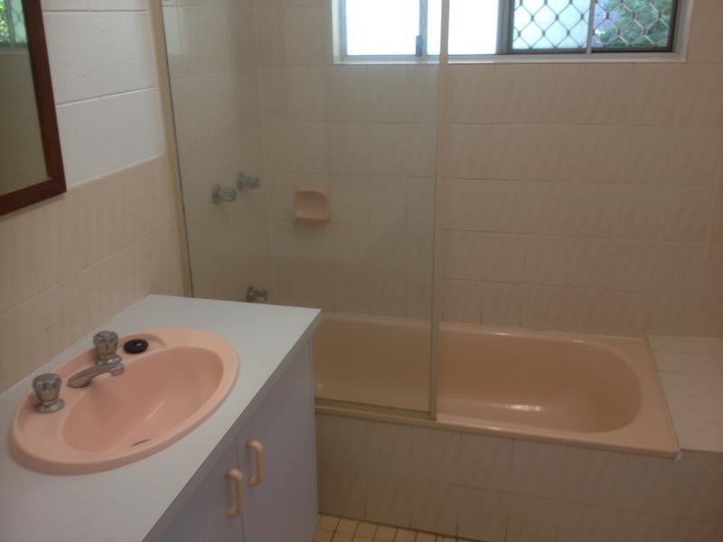 20 Bounty Close, Bentley Park QLD 4869