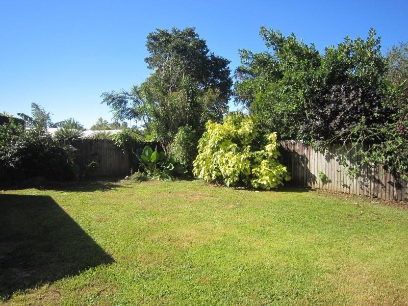 20 Bounty Close, Bentley Park QLD 4869