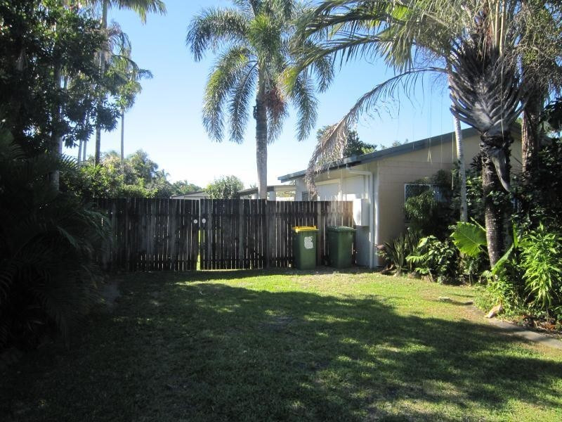 20 Bounty Close, Bentley Park QLD 4869