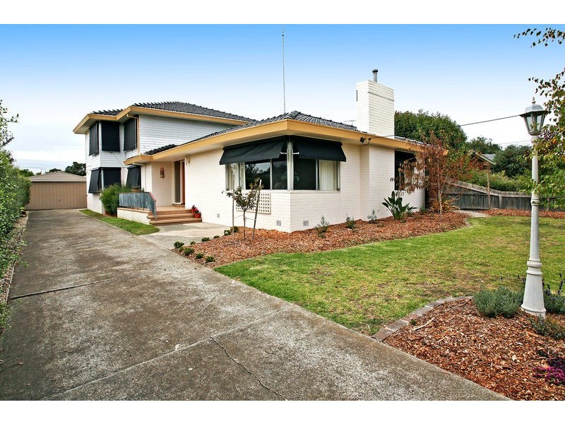 3 Glenys Court, Belmont VIC 3216