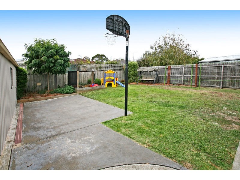 3 Glenys Court, Belmont VIC 3216