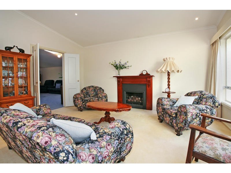 71 North Valley Road, Highton VIC 3216