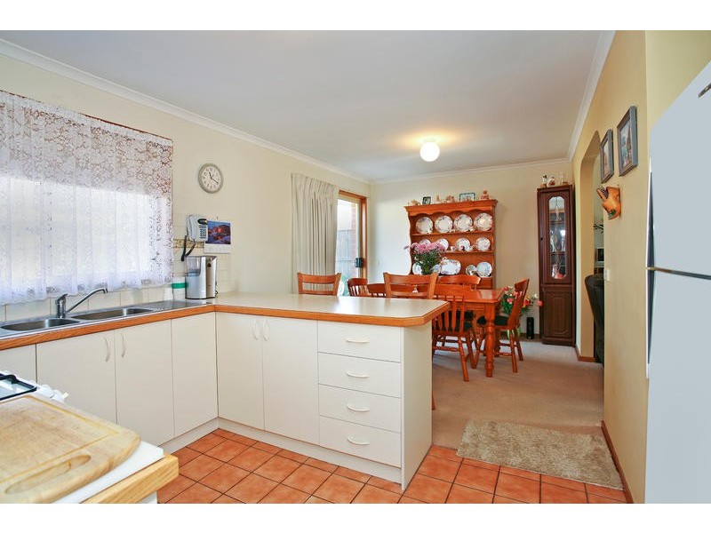1 Oakview Court, Highton VIC 3216