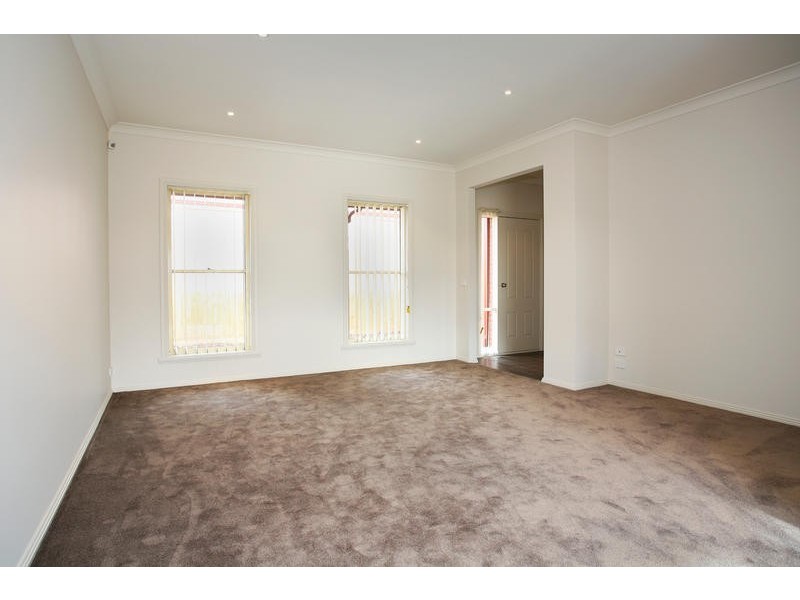 2/69 Malinda Crescent, Bell Park VIC 3215