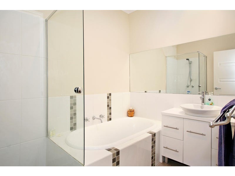 1/32 The Avenue, Belmont VIC 3216