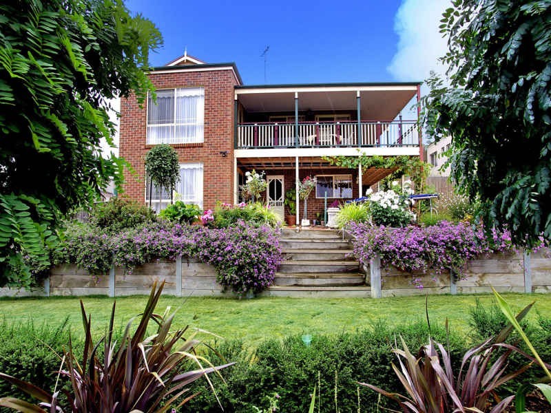 13 Stanfield Drive, Wandana Heights VIC 3216