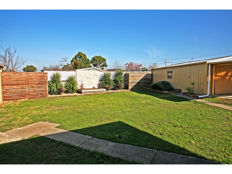 5 Merinda Court, Grovedale VIC 3216