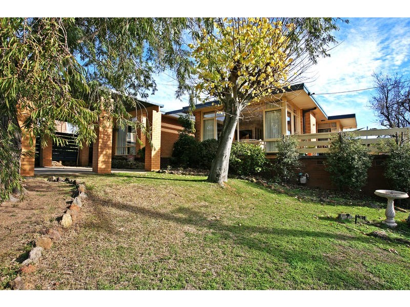 85 North Valley Road, Highton VIC 3216