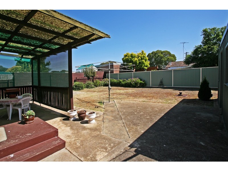 18 Buangor Street, Corio VIC 3214