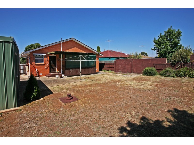 18 Buangor Street, Corio VIC 3214