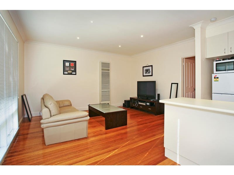 2/5 Harrow Close, Belmont VIC 3216