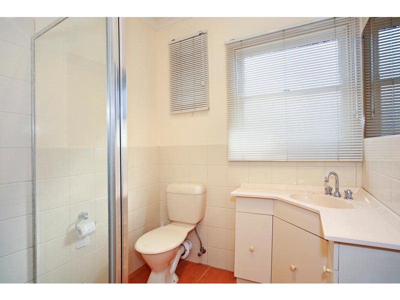 2/5 Harrow Close, Belmont VIC 3216