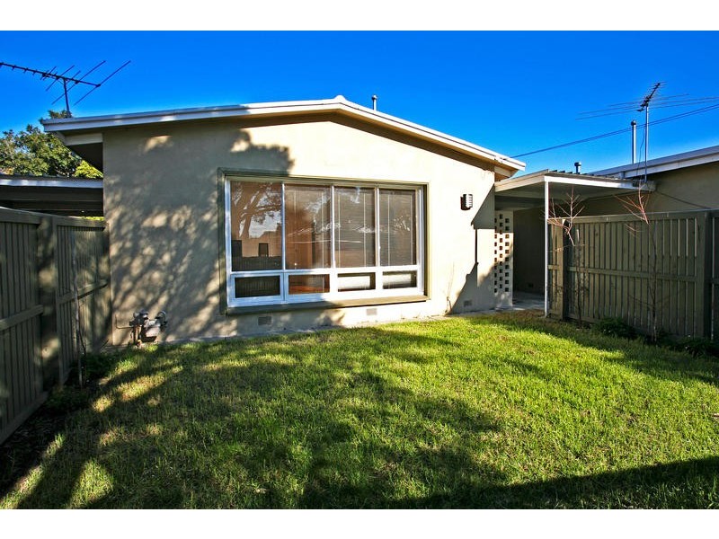 2/5 Harrow Close, Belmont VIC 3216