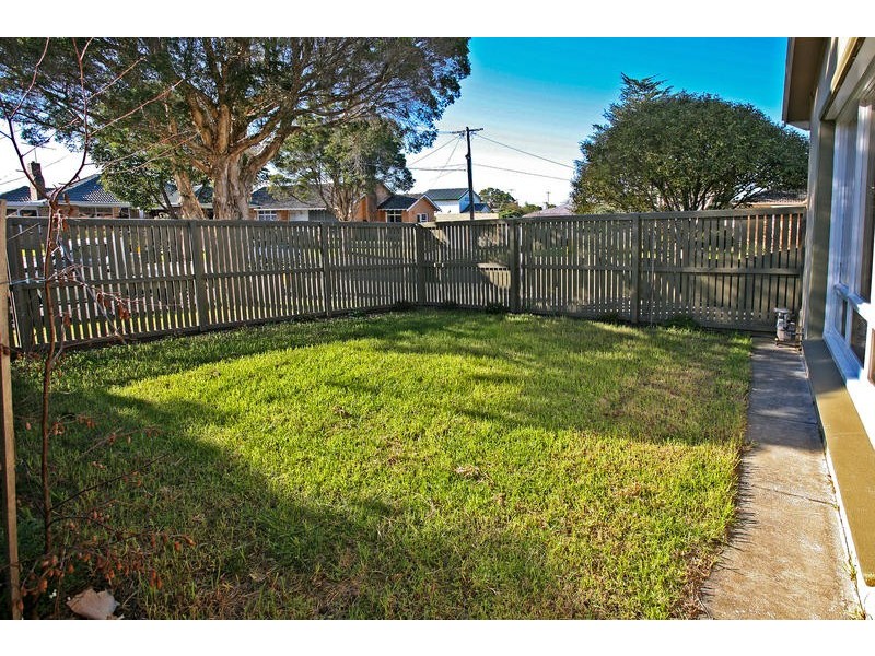 2/5 Harrow Close, Belmont VIC 3216