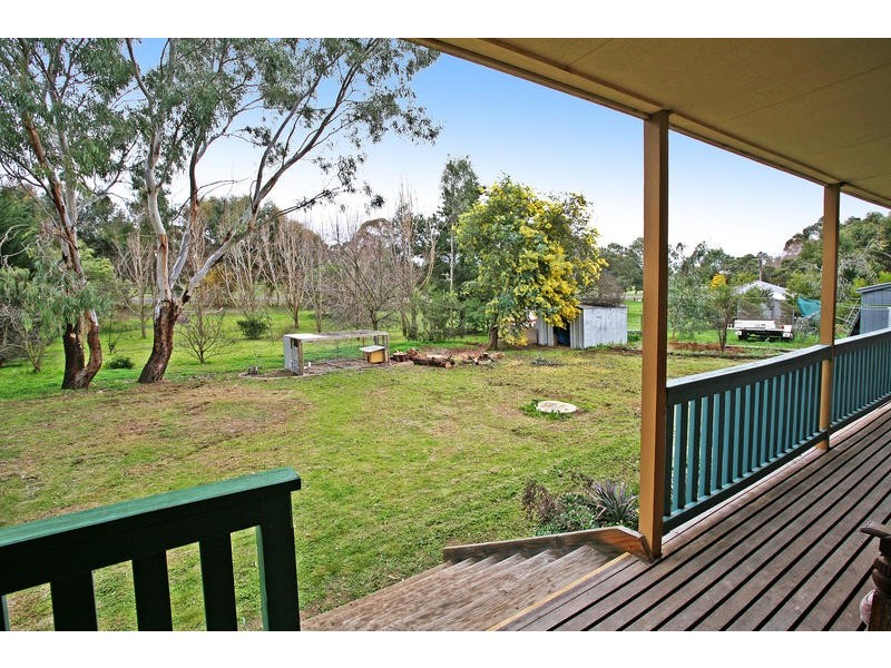 15 Pyke Street, Teesdale VIC 3328