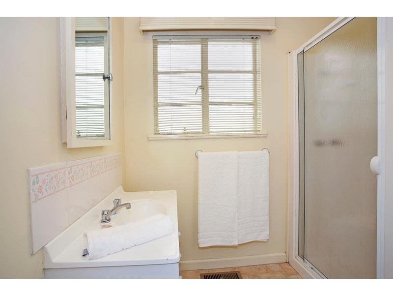 55 North Valley Road, Highton VIC 3216