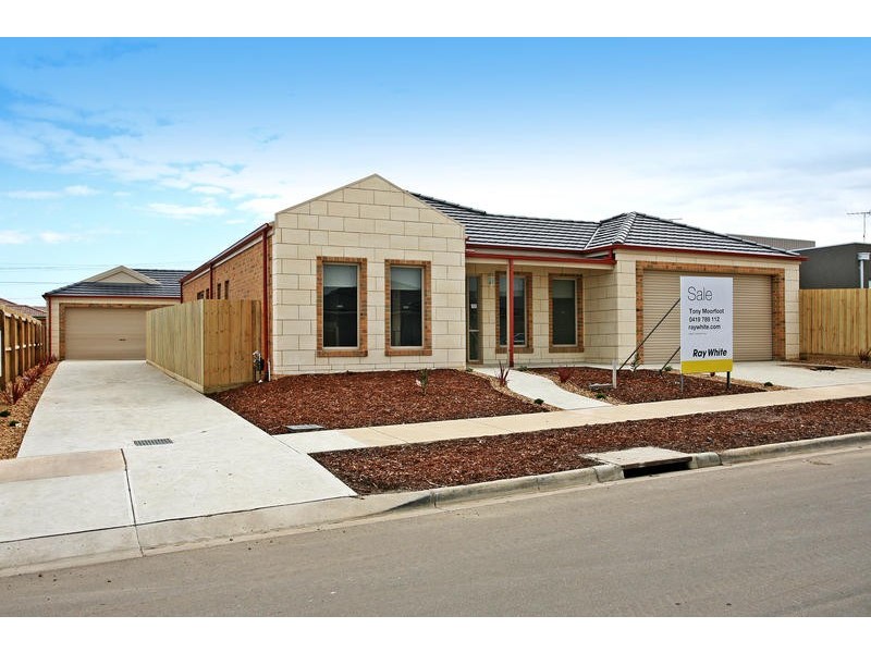 1/32 Blackheath Mews, Waurn Ponds VIC 3216