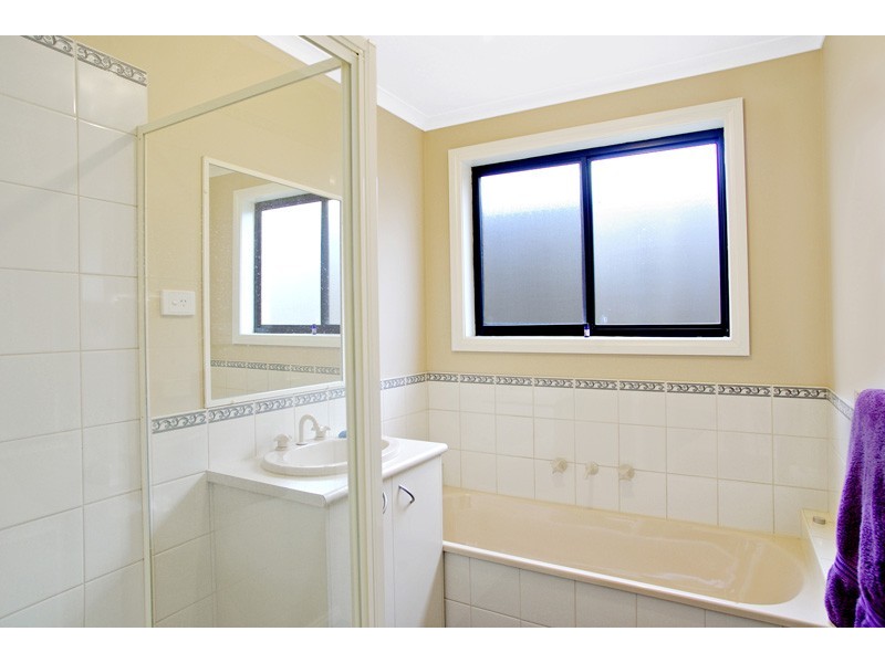 75 Rossack Drive, Grovedale VIC 3216