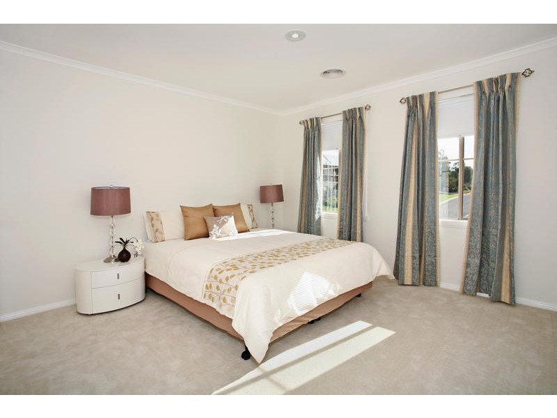 15 Sunderland Road, Wandana Heights VIC 3216