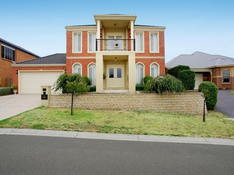 4 Palmerston Place, Highton VIC 3216