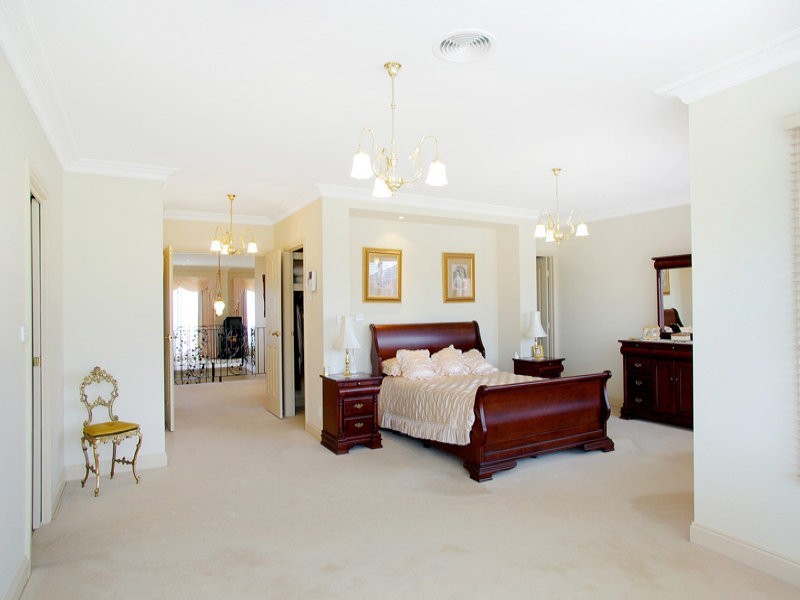 4 Palmerston Place, Highton VIC 3216