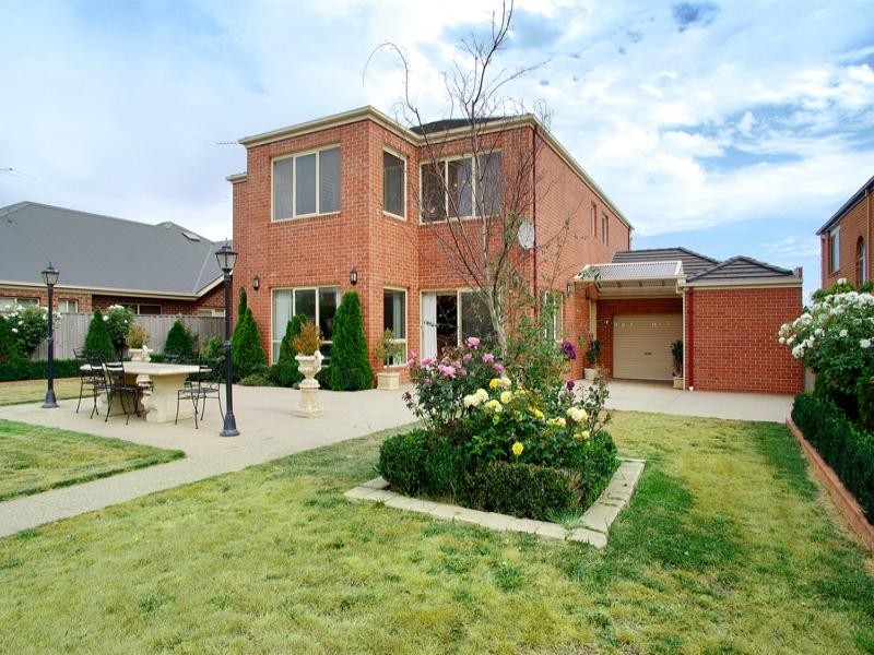 4 Palmerston Place, Highton VIC 3216