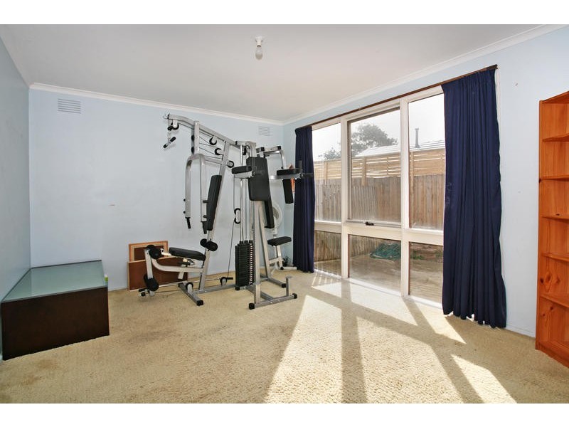 12 Cannes Court, Highton VIC 3216