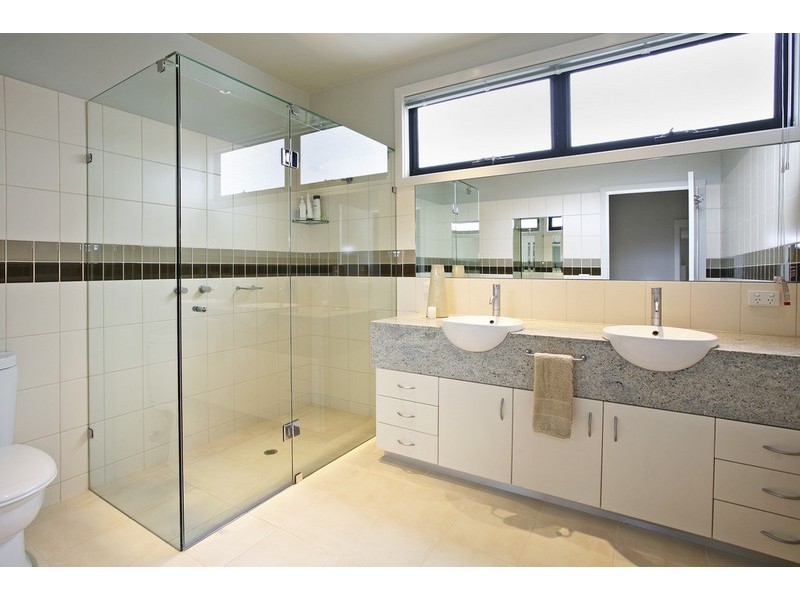 3-20 Eastern Beach Road, Geelong VIC 3220