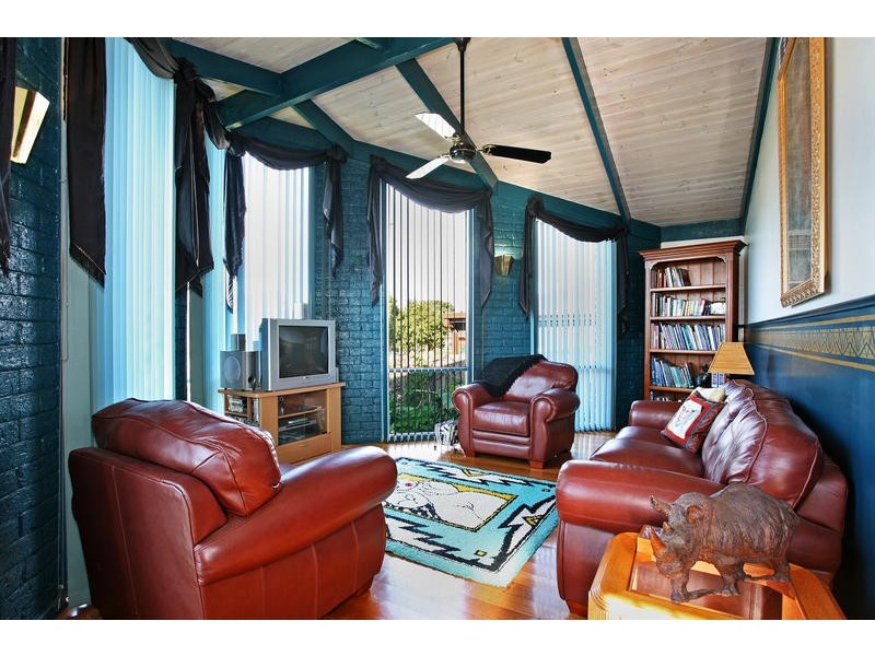 9 Burleigh Drive, Grovedale VIC 3216