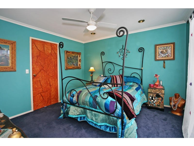 9 Burleigh Drive, Grovedale VIC 3216