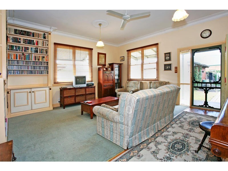 43 Crofton Street, Geelong West VIC 3218