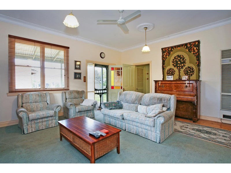 43 Crofton Street, Geelong West VIC 3218