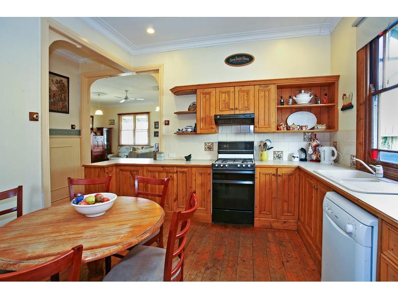 43 Crofton Street, Geelong West VIC 3218