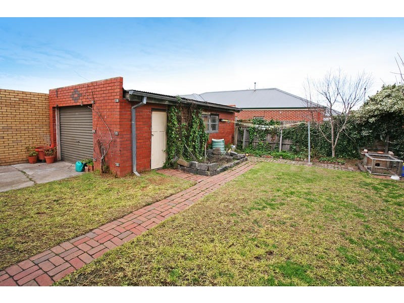 43 Crofton Street, Geelong West VIC 3218